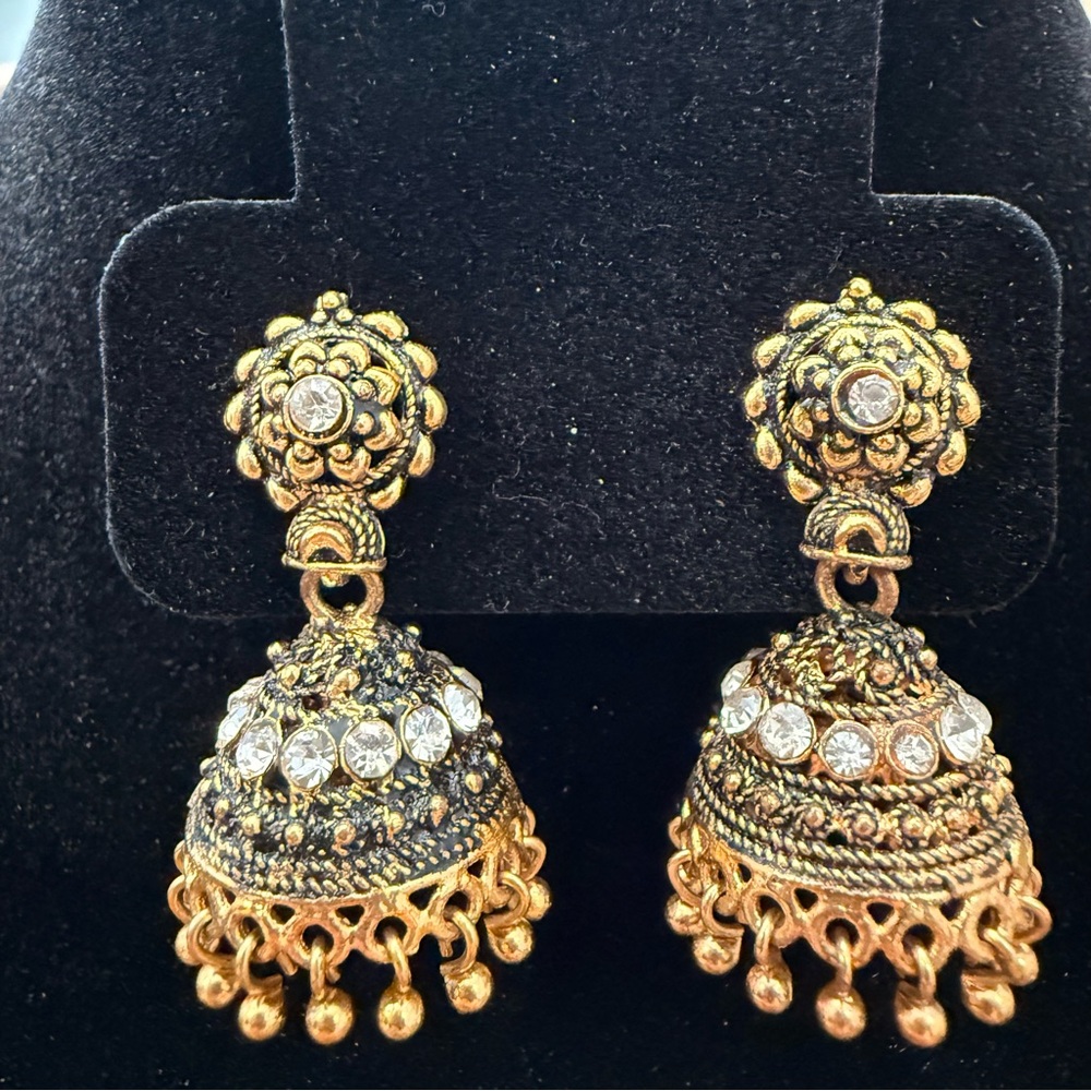 Gold Jhumka Earrings - Picture 2 of 6